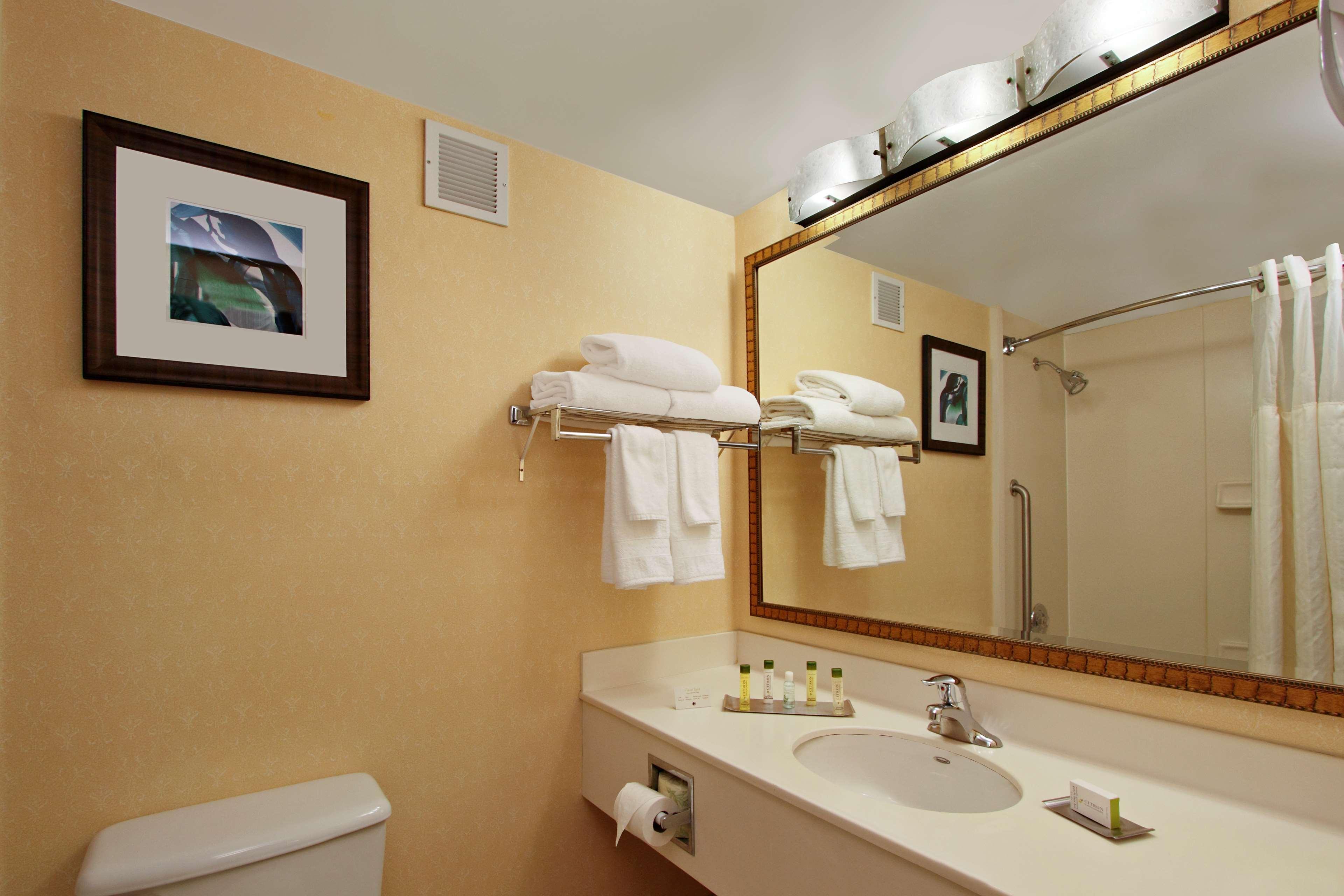 Hotel Doubletree By Hilton Mahwah Exteriér fotografie