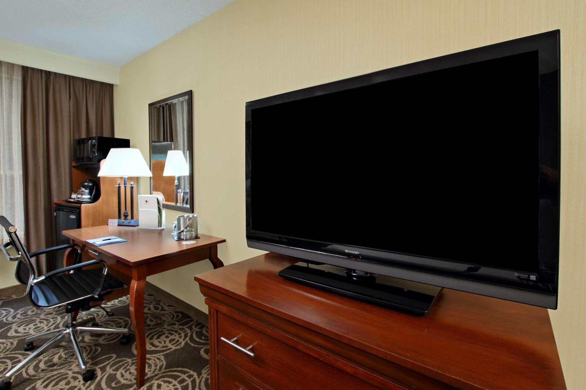 Hotel Doubletree By Hilton Mahwah Exteriér fotografie